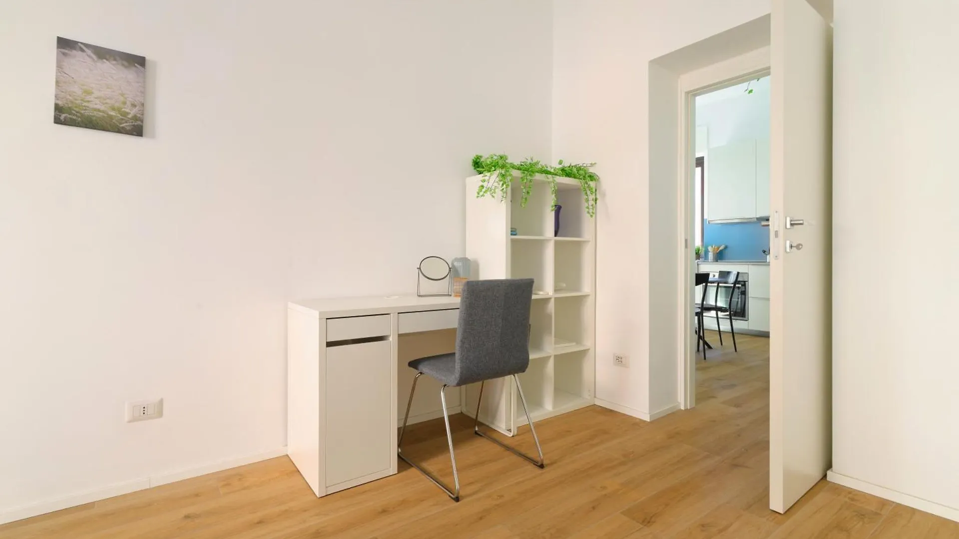 Just Urban Stays - Bright And Functional Apartment - Corso Genova Italy