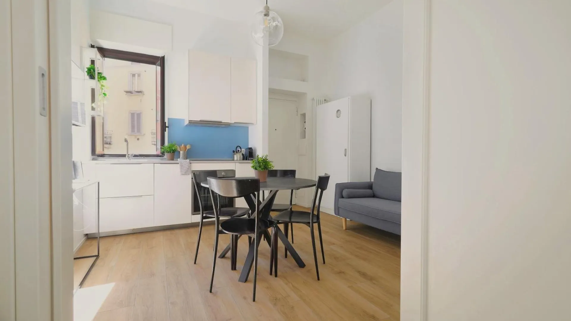 Just Urban Stays - Bright And Functional Apartment - Corso Genova